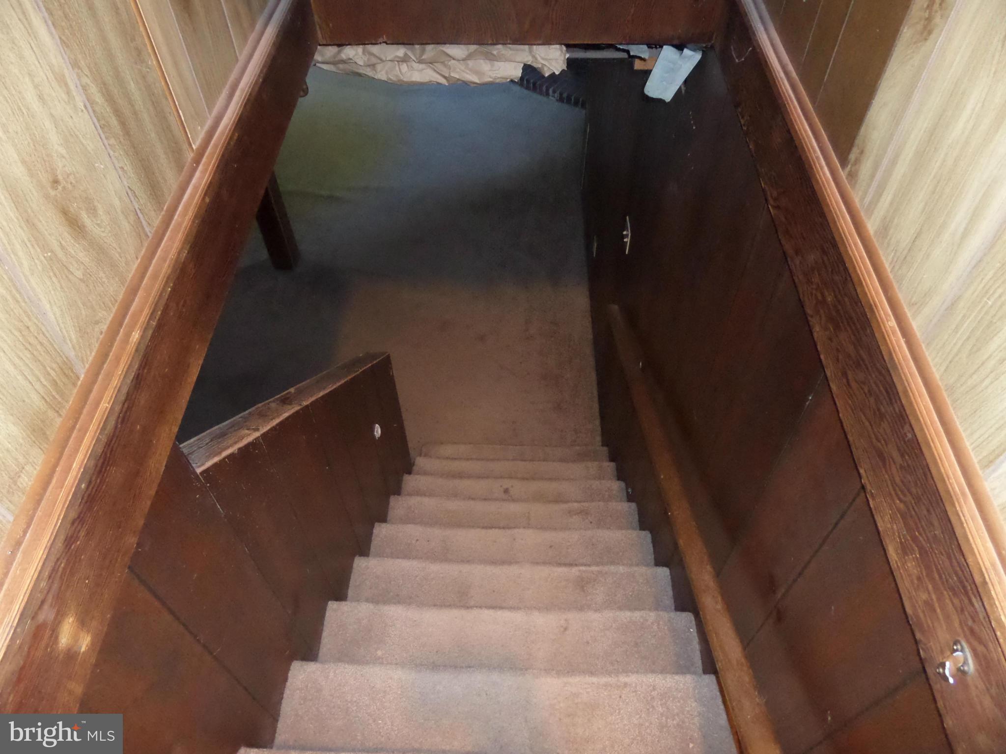 LOCUST HILL - Residential