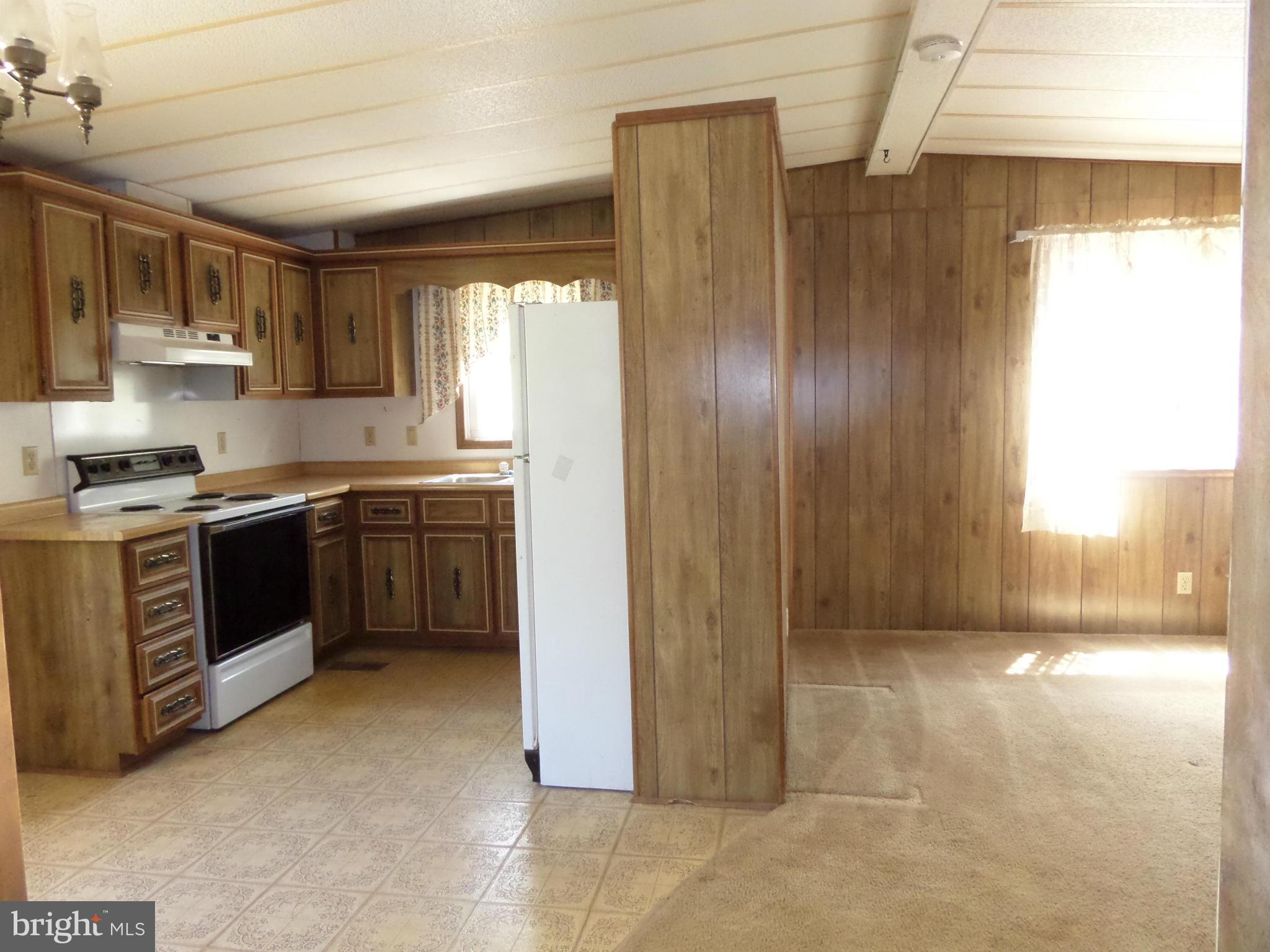 LOCUST HILL - Residential