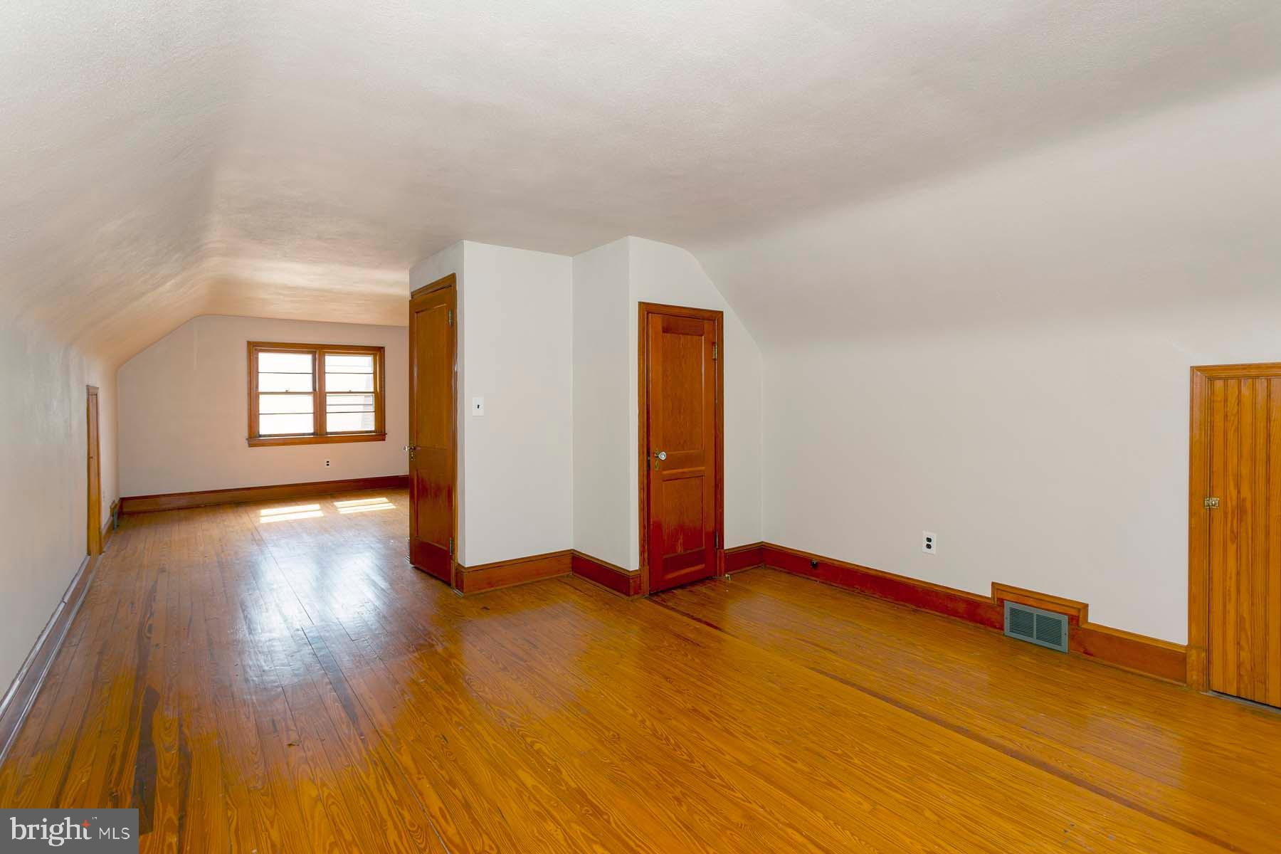 EASTPORT - Residential