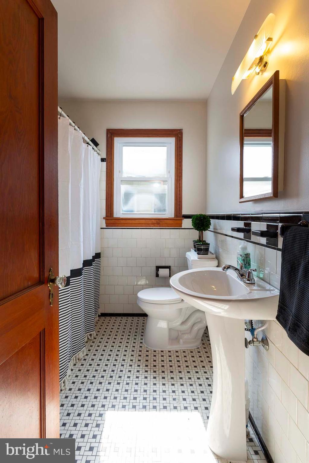 EASTPORT - Residential