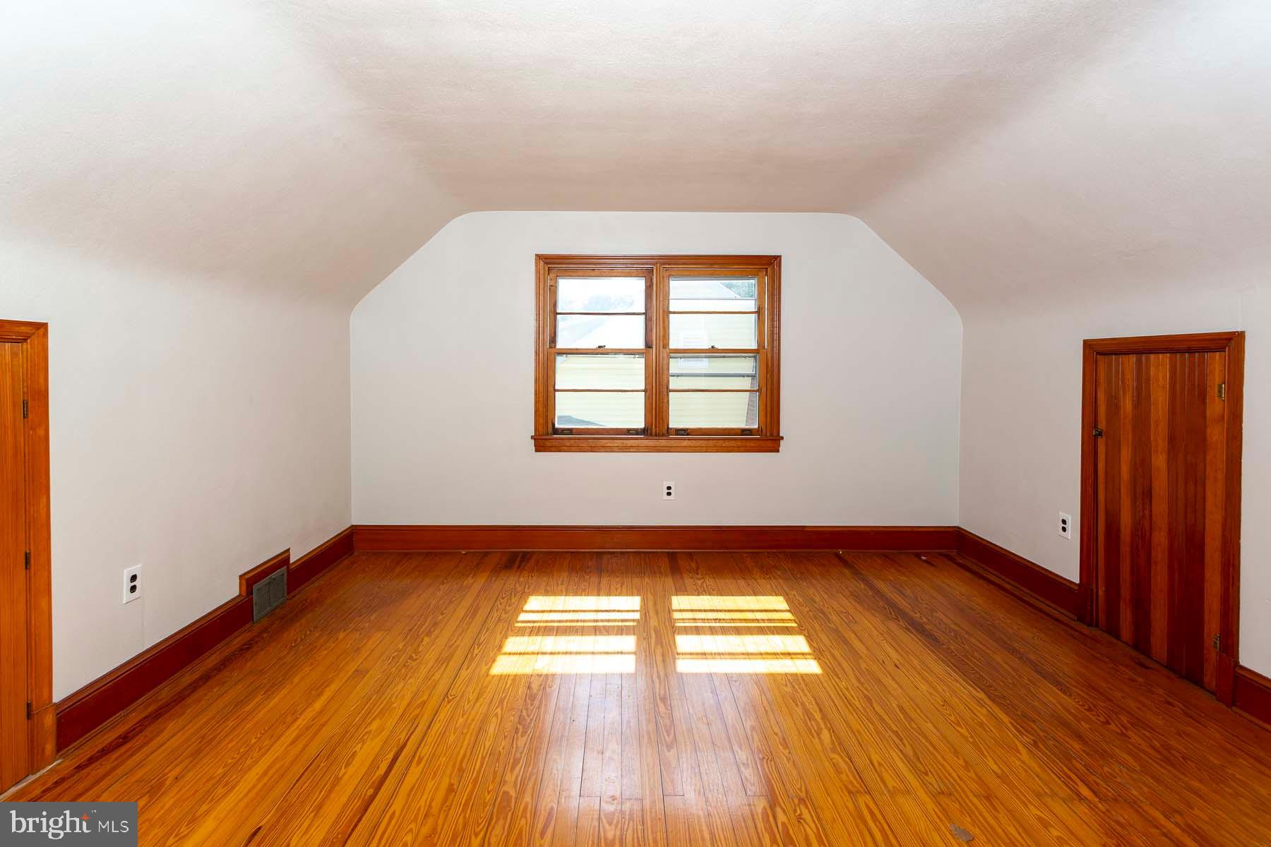 EASTPORT - Residential