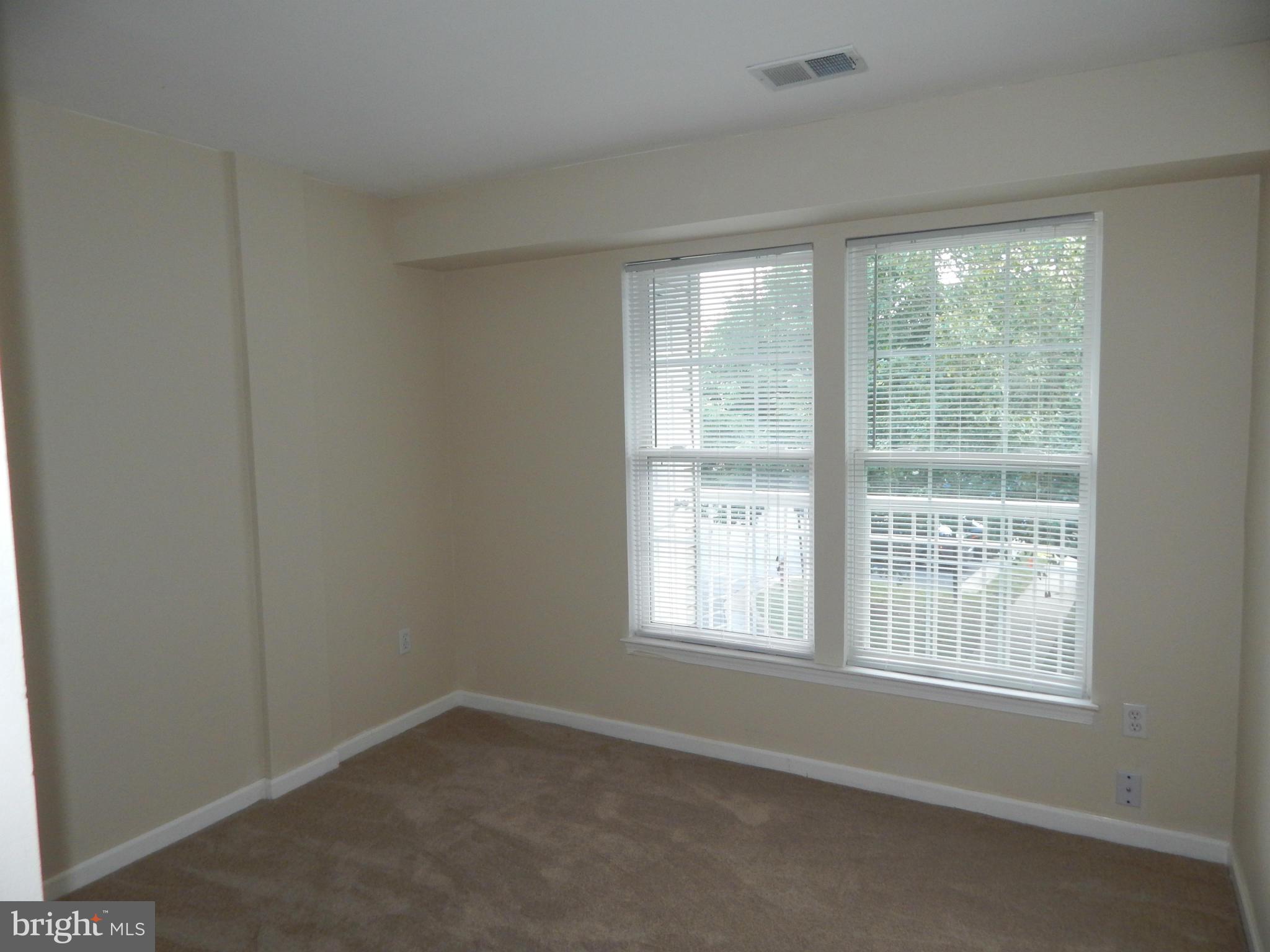 SOUTH MEADOWS - Residential Lease