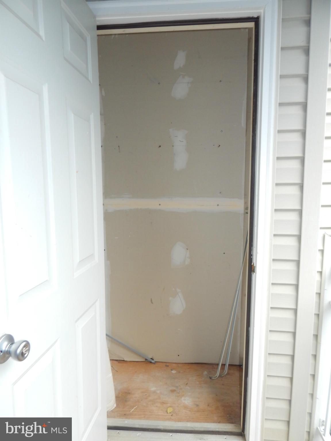 SOUTH MEADOWS - Residential Lease