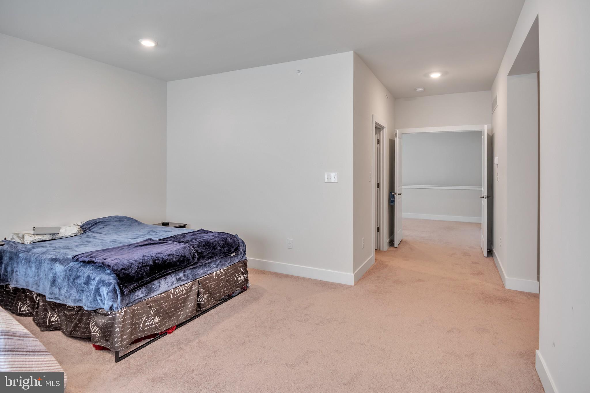 LOCHIEL FARM - Residential