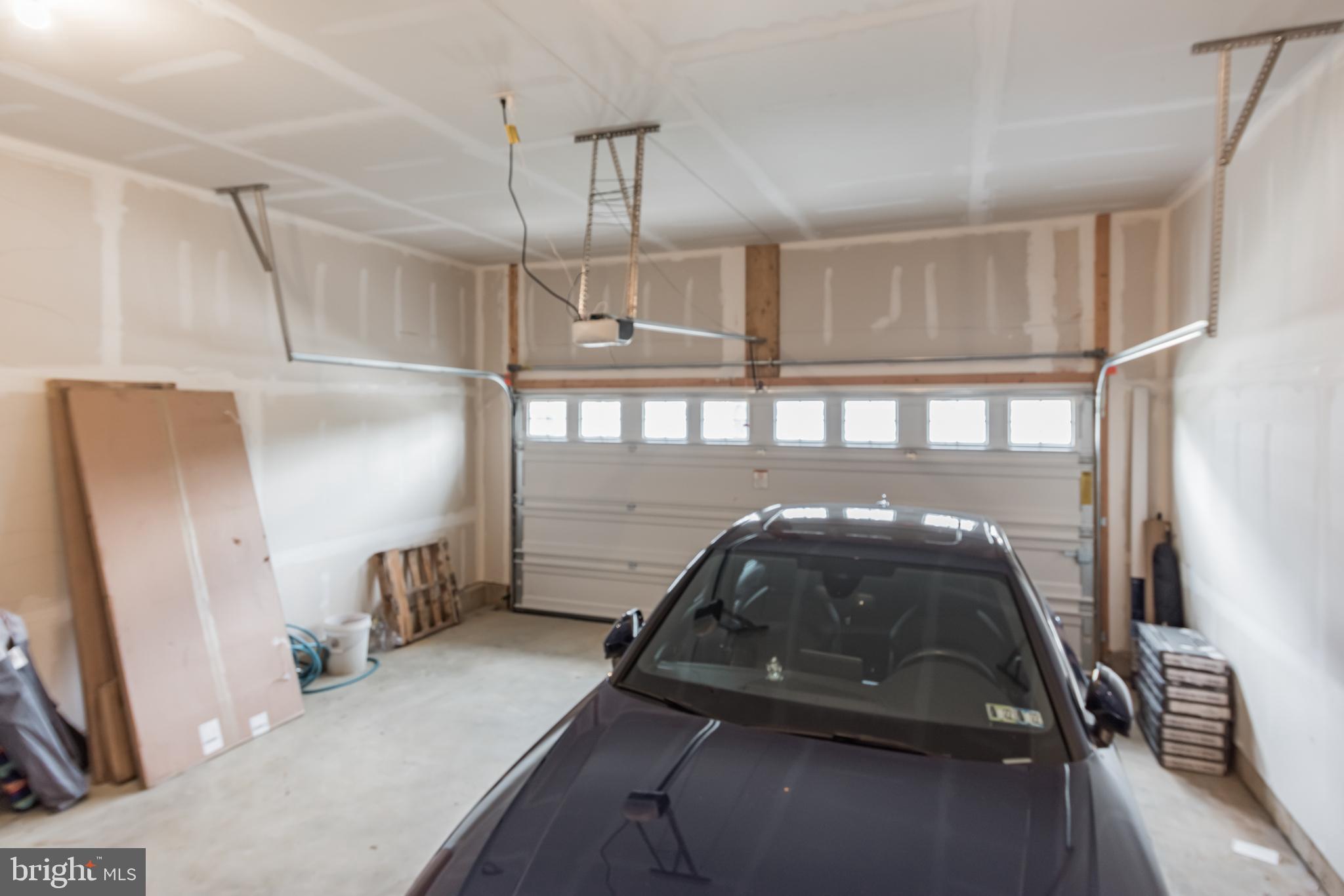 LOCHIEL FARM - Residential