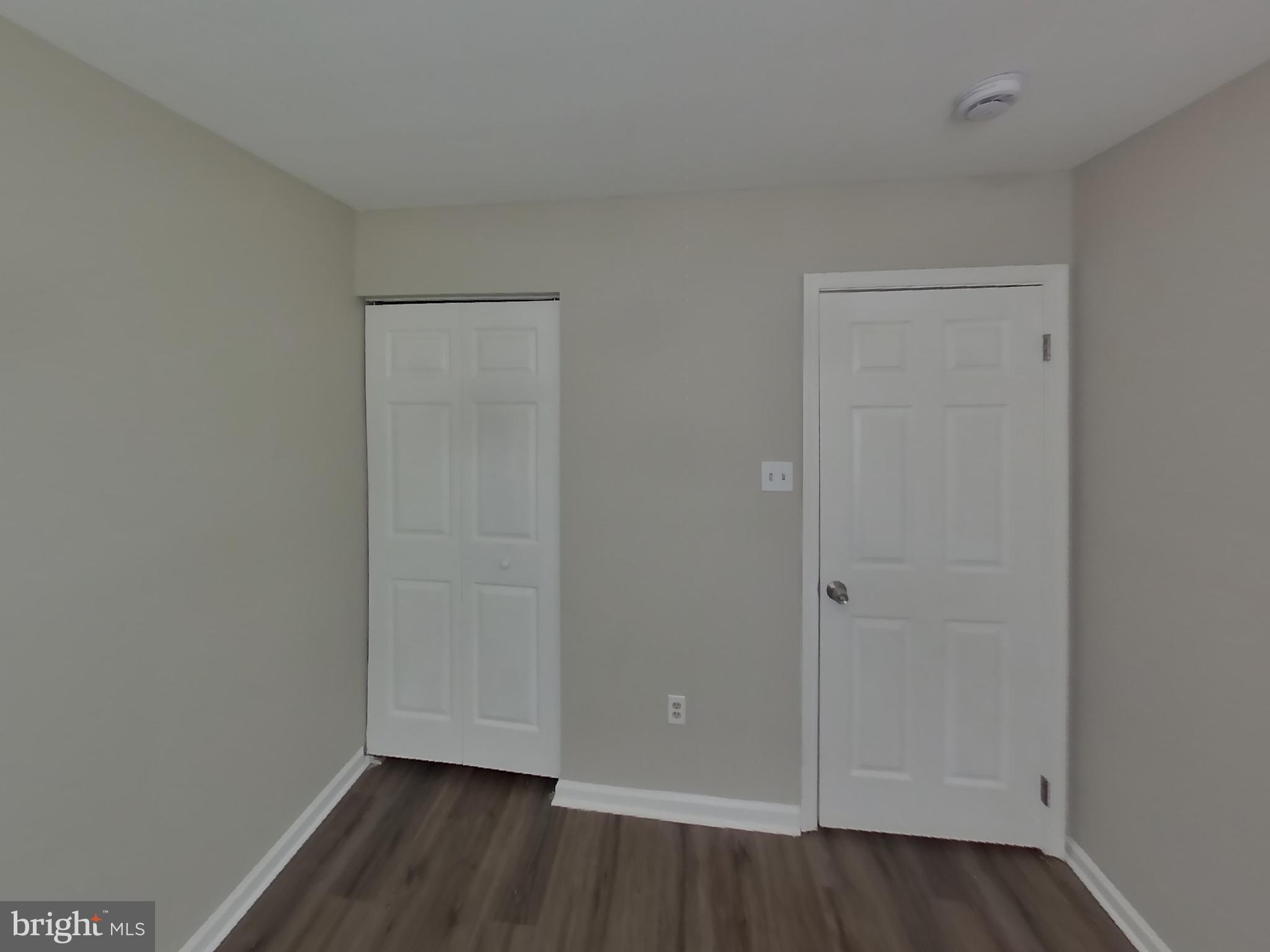 CONSTANT FRIENDSHIP - Residential Lease