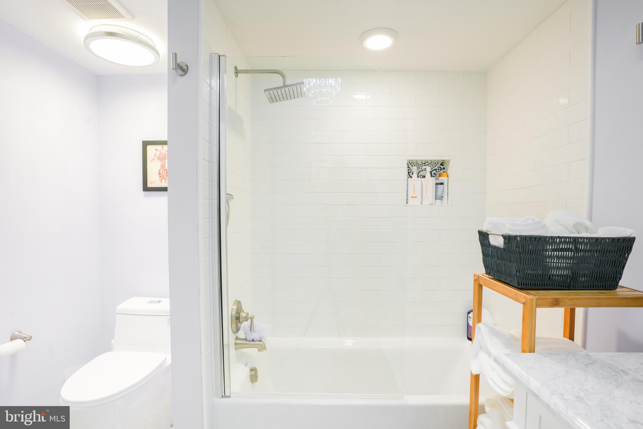 SEVERN HOUSE - Residential Lease