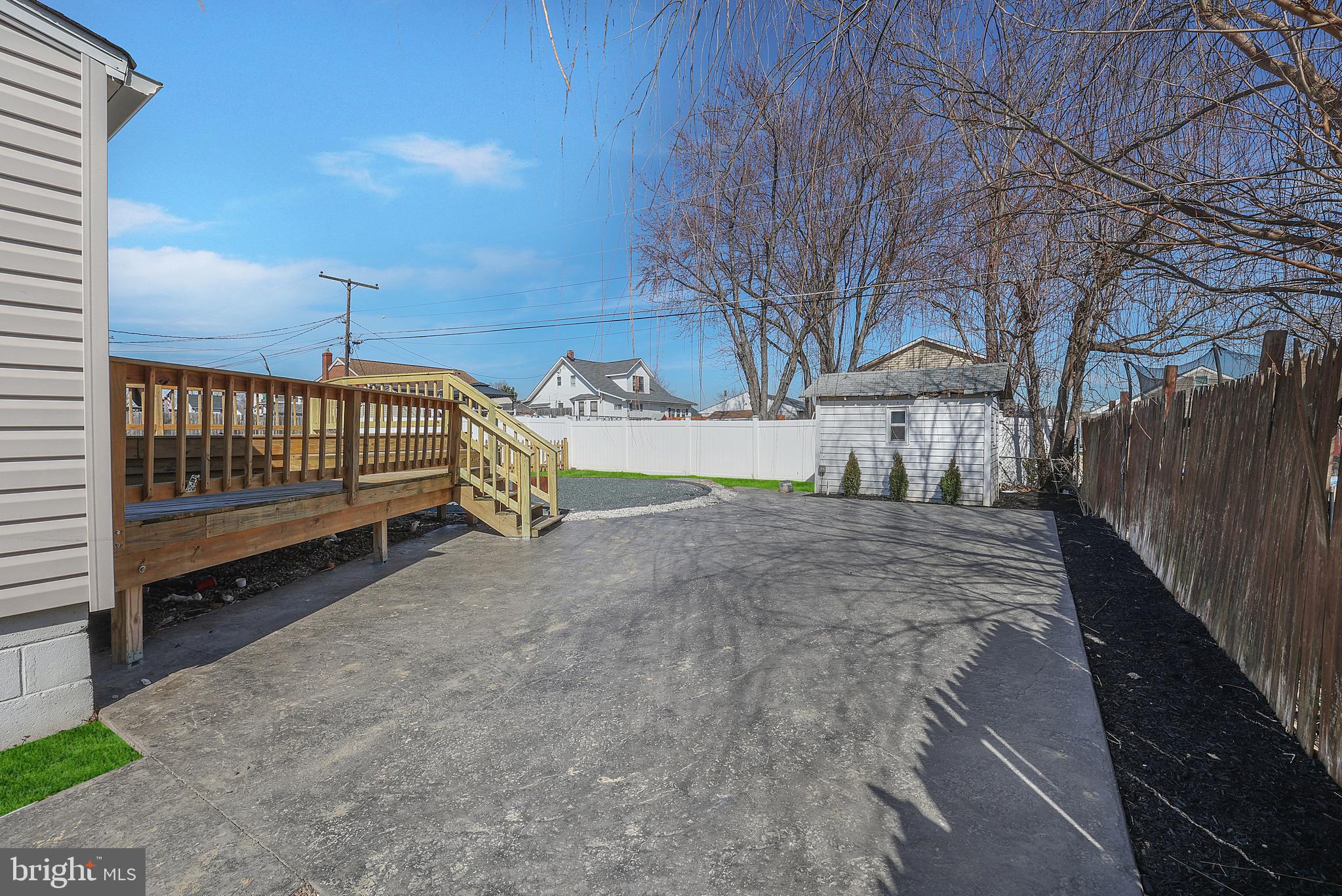 GRAY MANOR - Residential