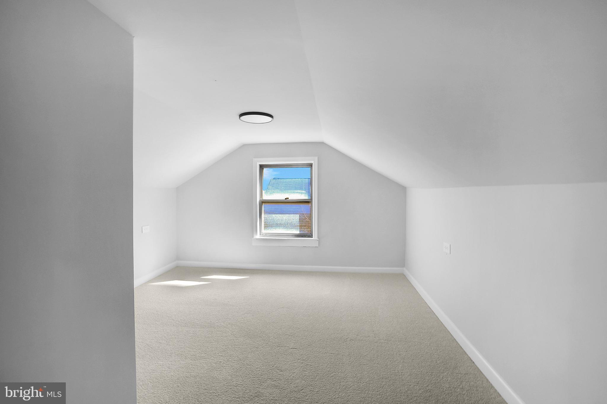 GRAY MANOR - Residential