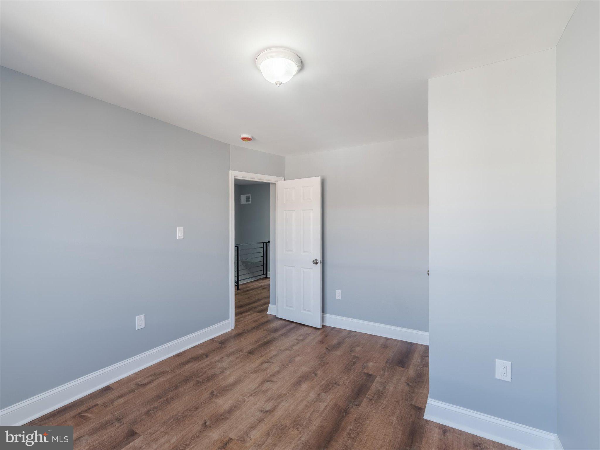 WEST OAK LANE - Residential