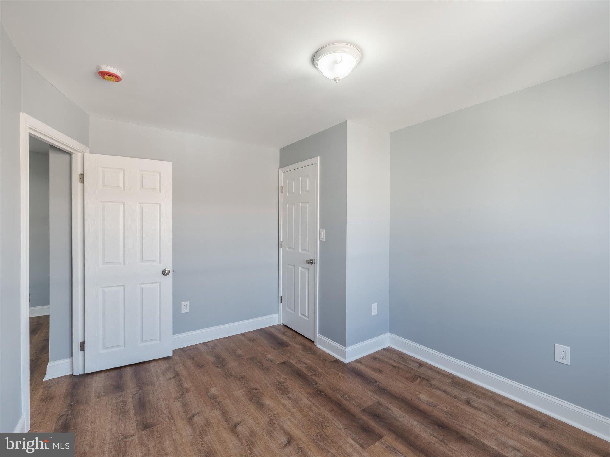 WEST OAK LANE - Residential