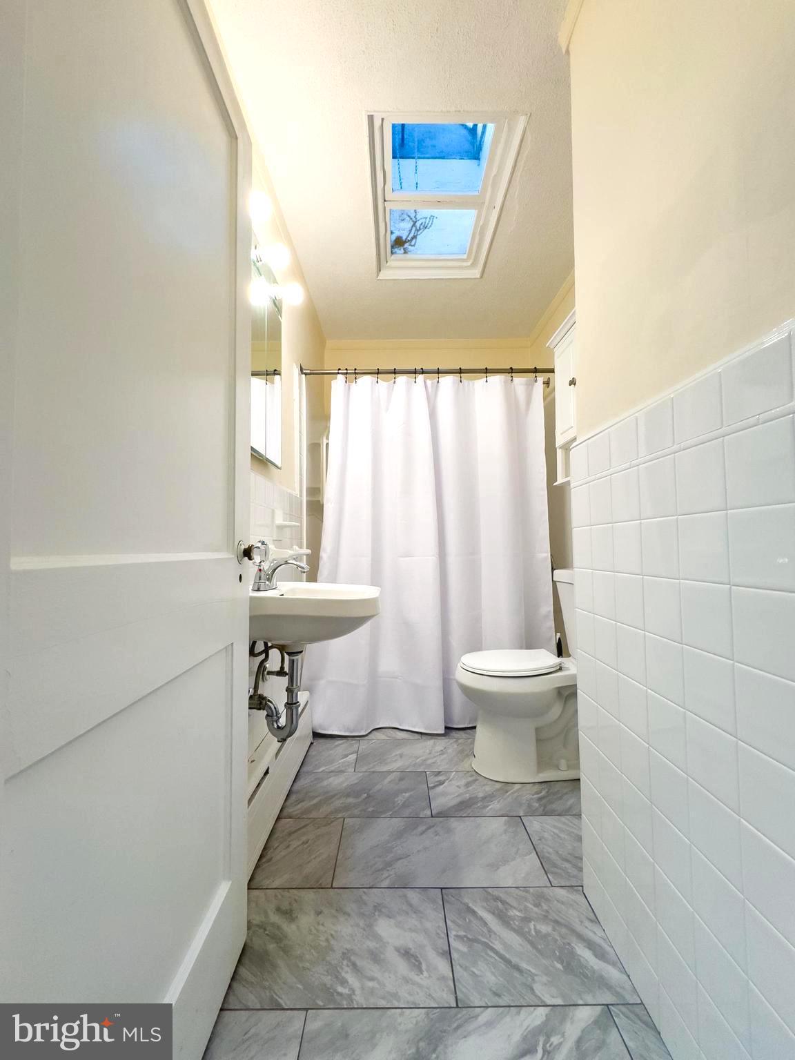 EAST FALLS - Residential