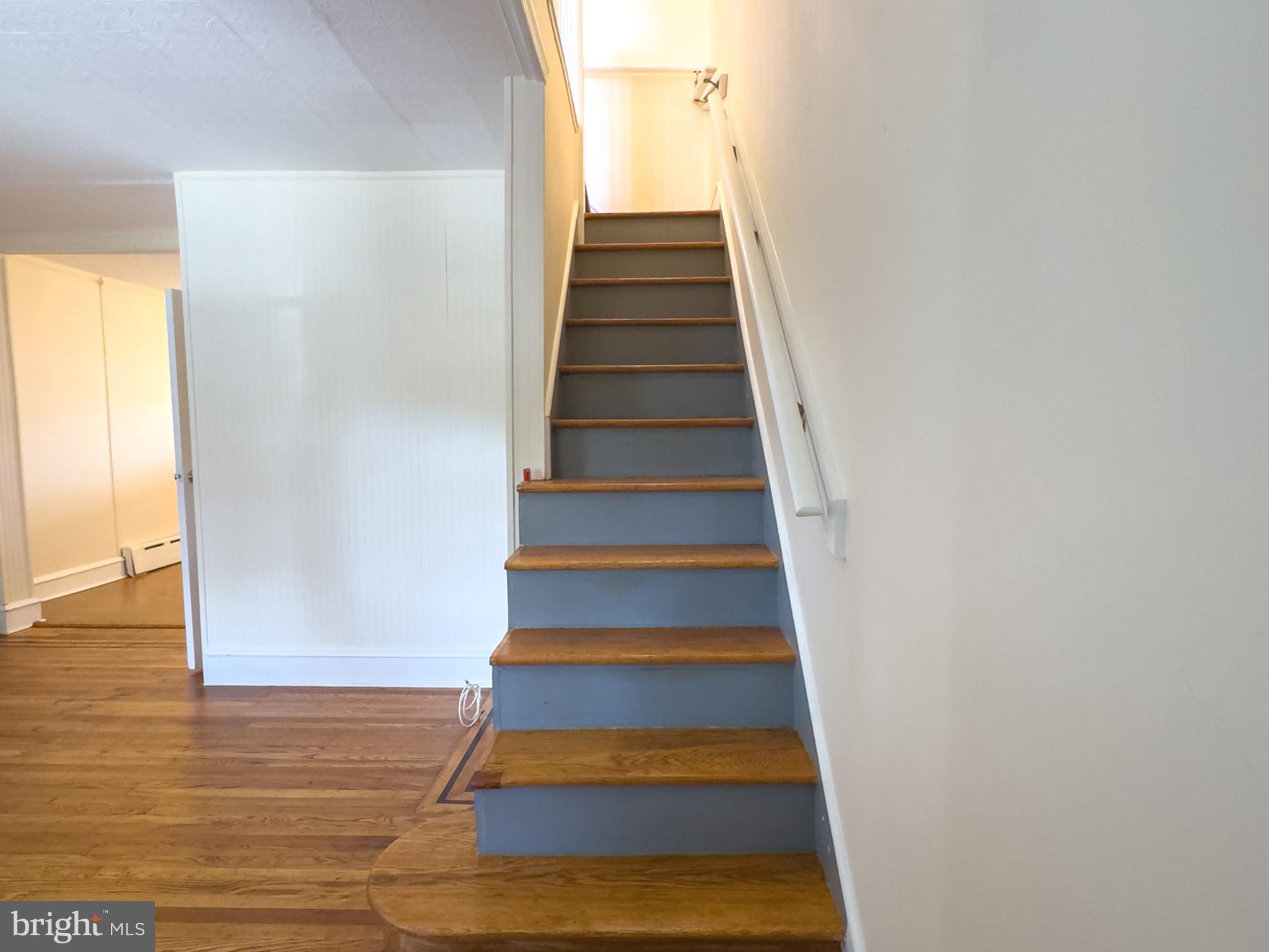 EAST FALLS - Residential