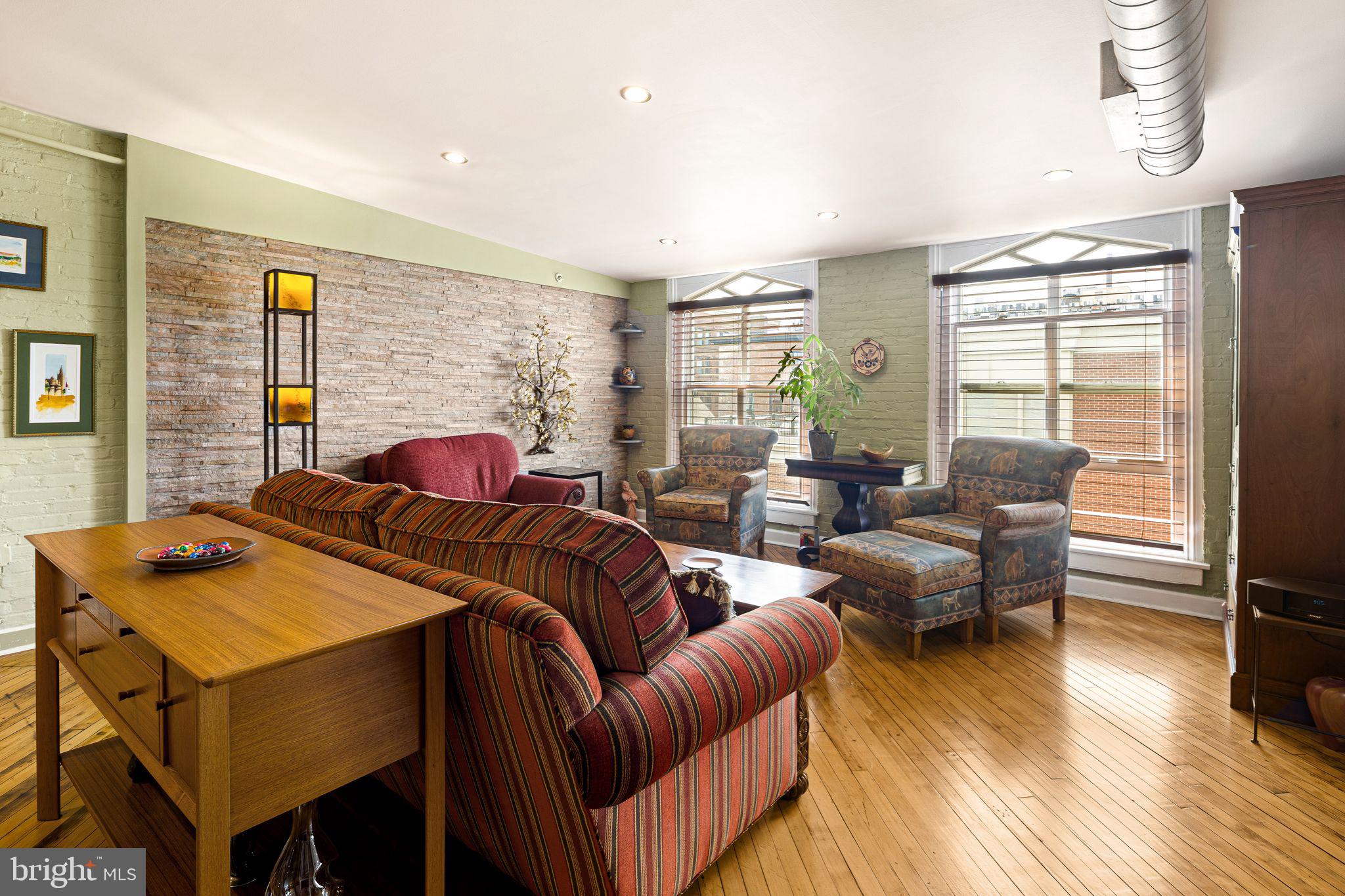 OLD CITY - Residential