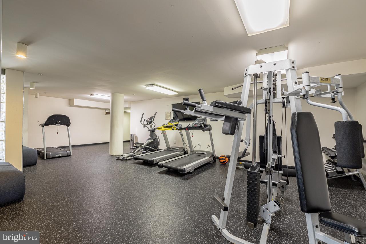 THE LOFTS - Residential Lease