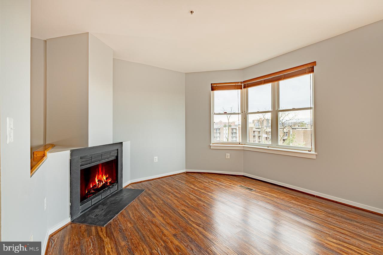 THE LOFTS - Residential Lease