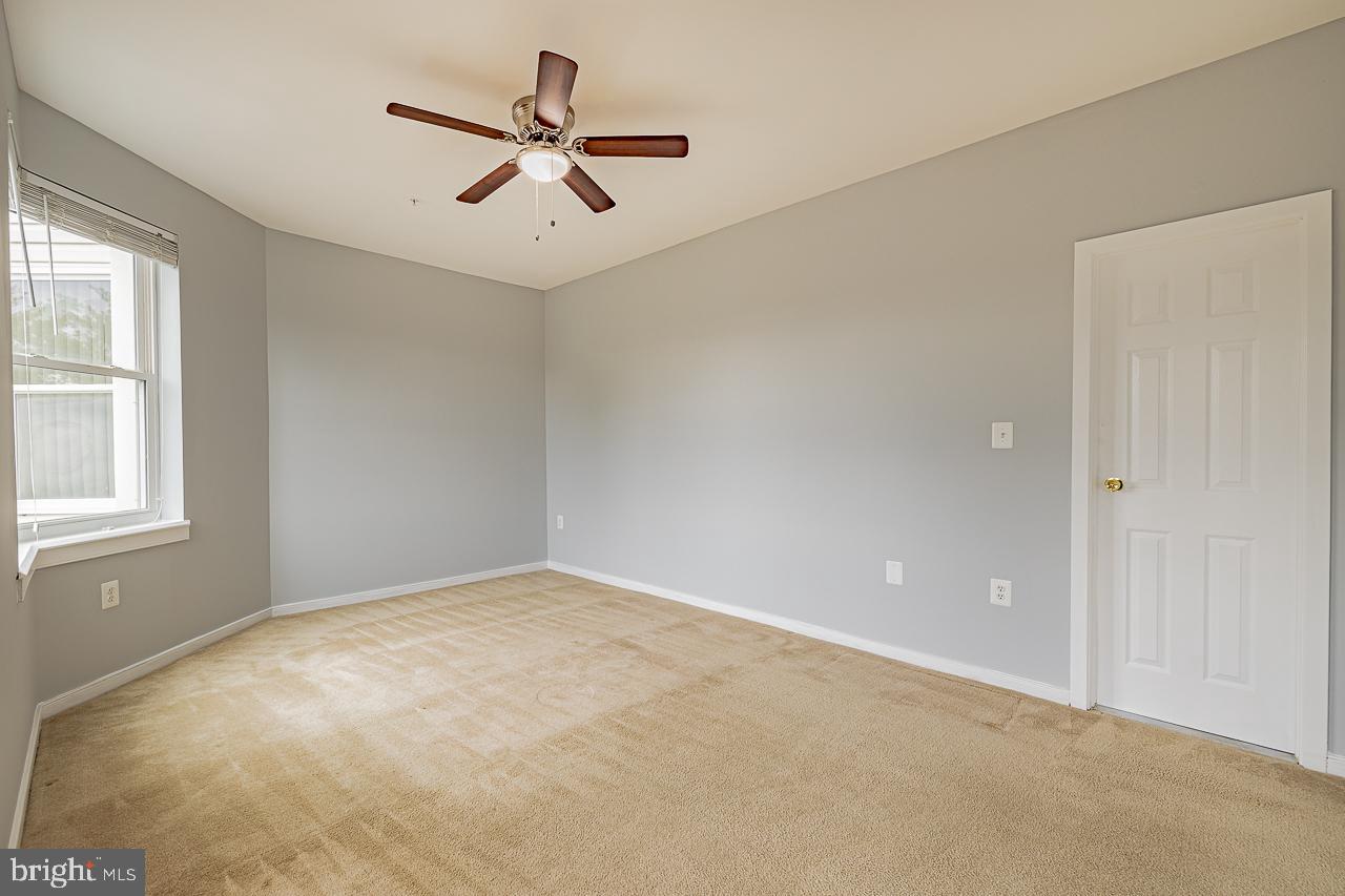 THE LOFTS - Residential Lease