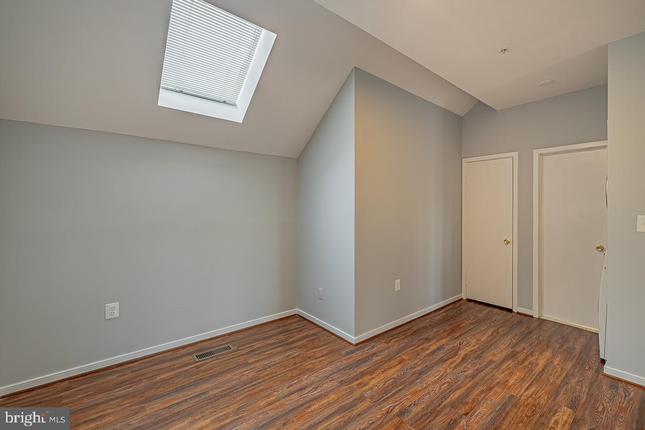 THE LOFTS - Residential Lease