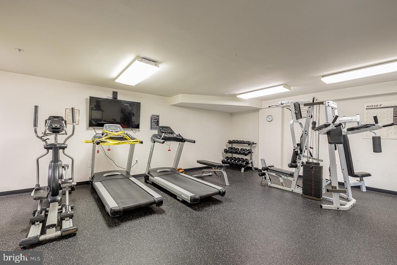 THE LOFTS - Residential Lease