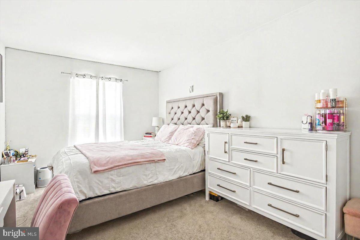 MALLARD LANDING - Residential