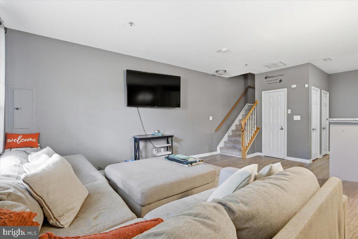 MALLARD LANDING - Residential