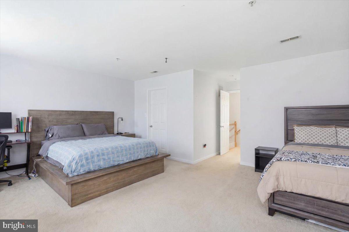 MALLARD LANDING - Residential