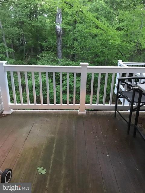 CREEKSTONE VILLAGE - Residential Lease