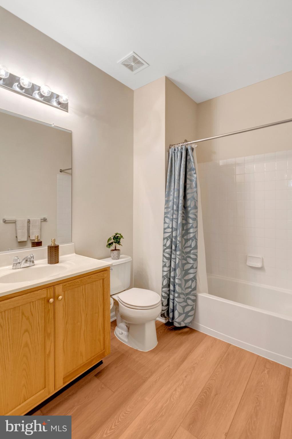 AMBERLEA AT SOUTH RIDING - Residential