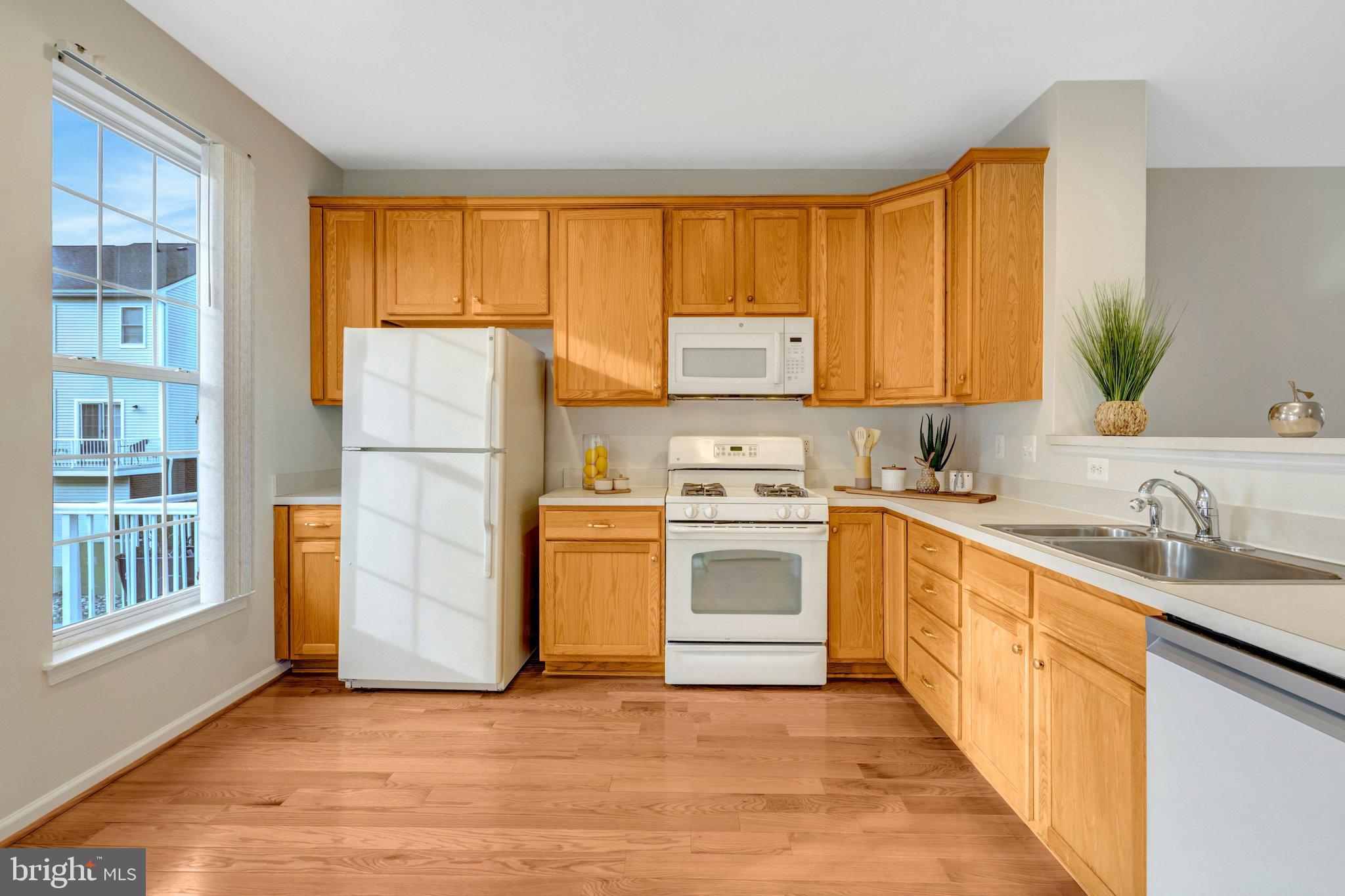 AMBERLEA AT SOUTH RIDING - Residential