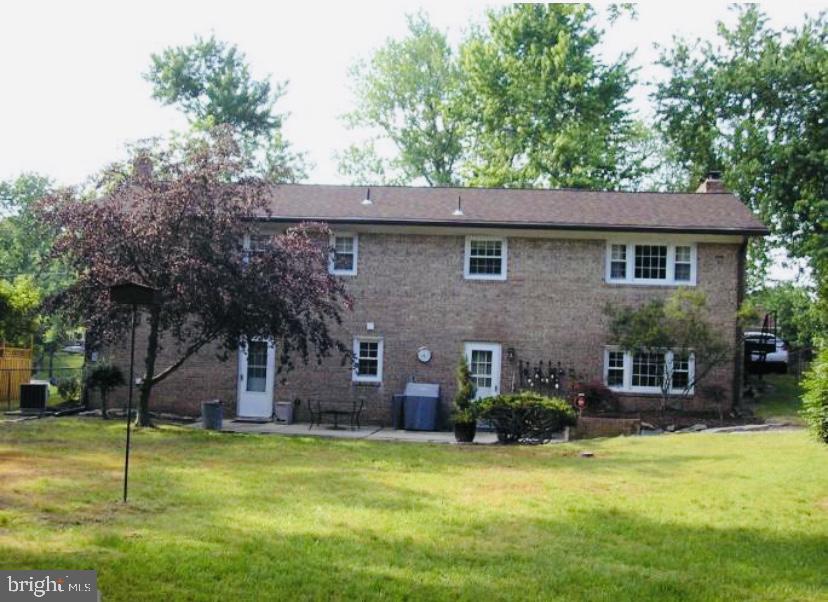 CLINTON - Residential