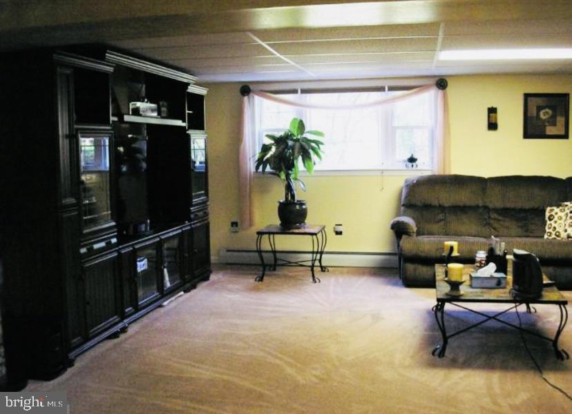 CLINTON - Residential