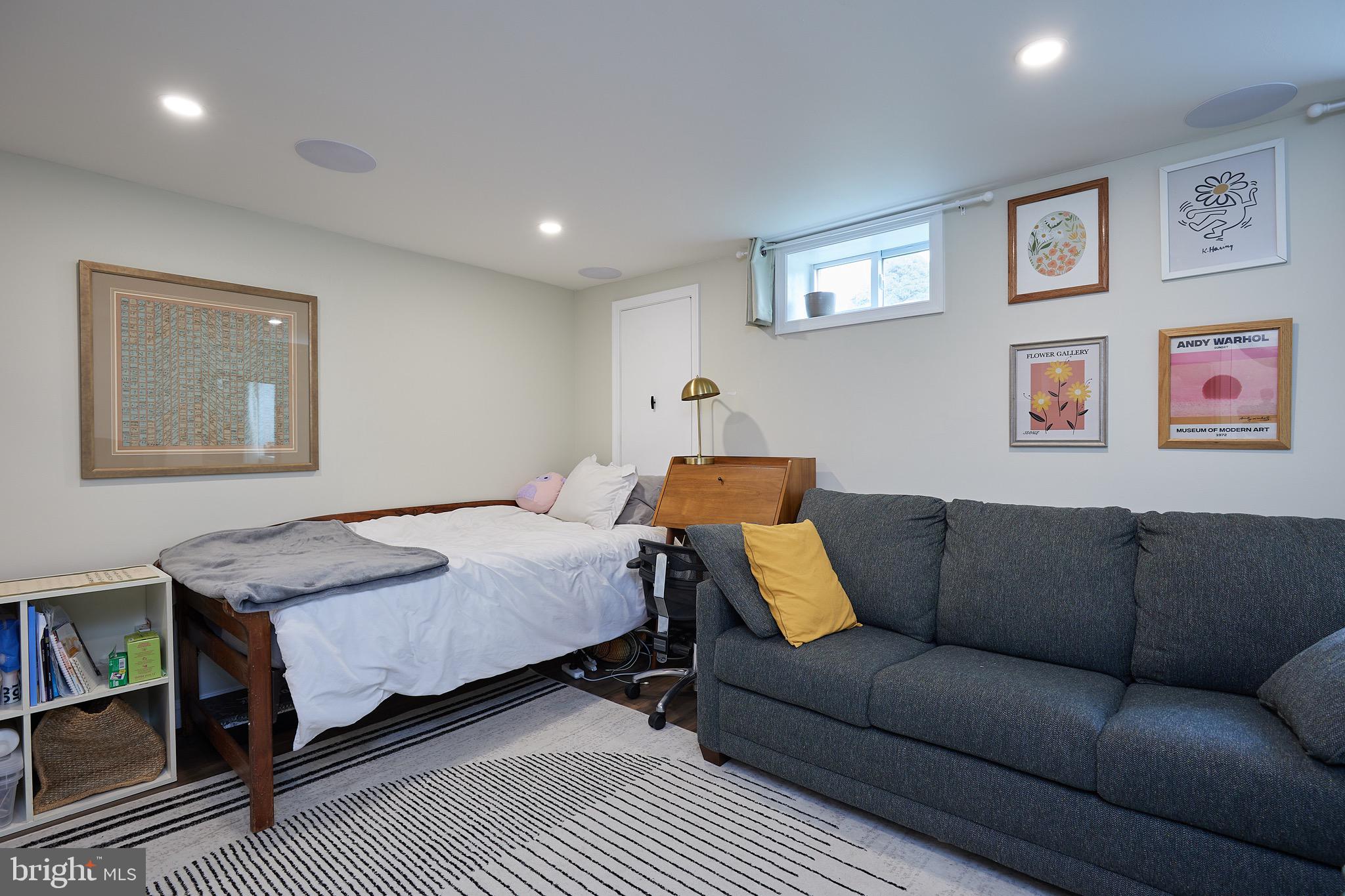 HOLLYWOOD - Residential