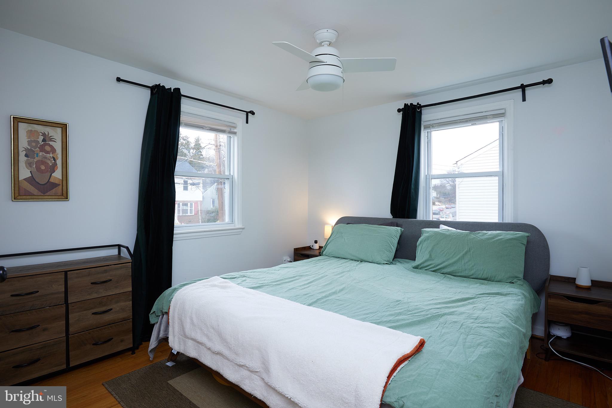 HOLLYWOOD - Residential