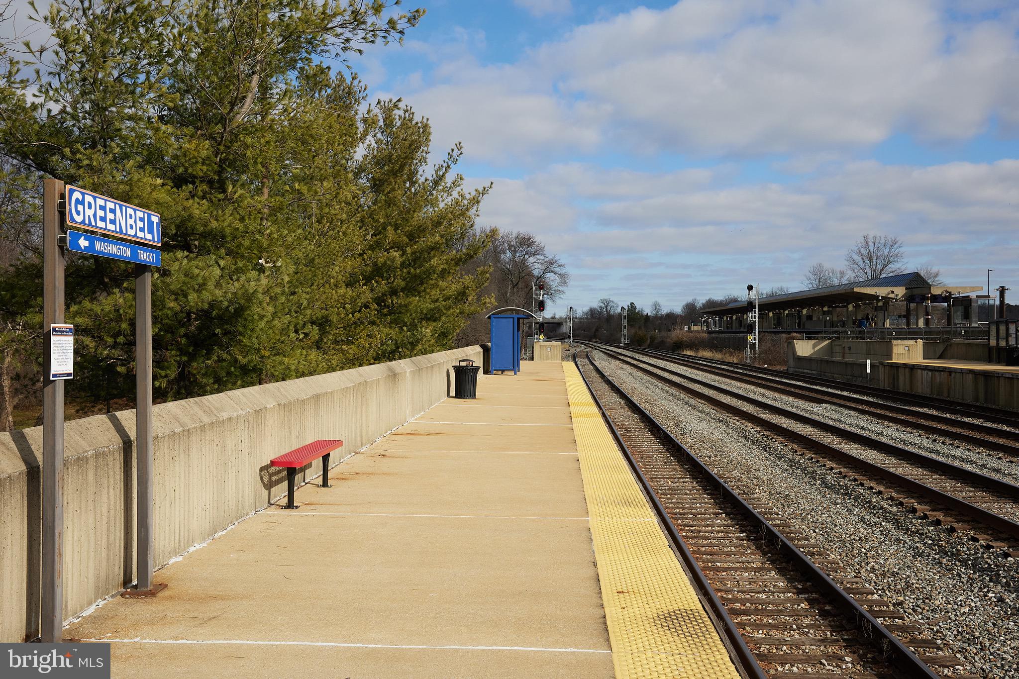 HOLLYWOOD - Residential