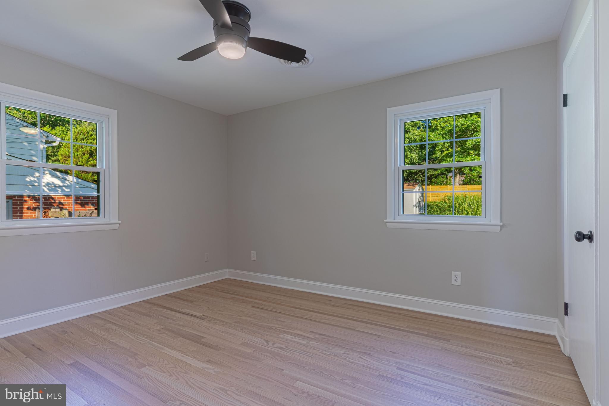 LINNCREST - Residential