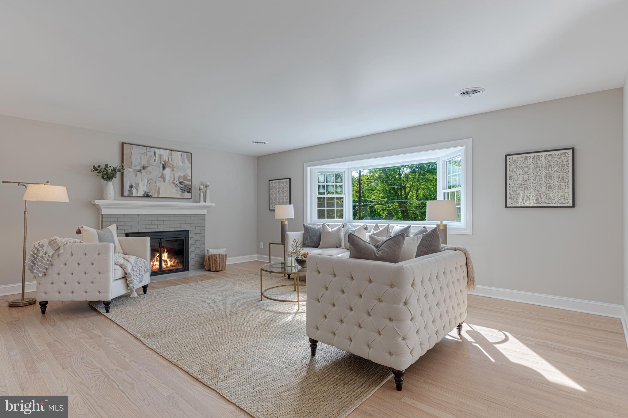 LINNCREST - Residential