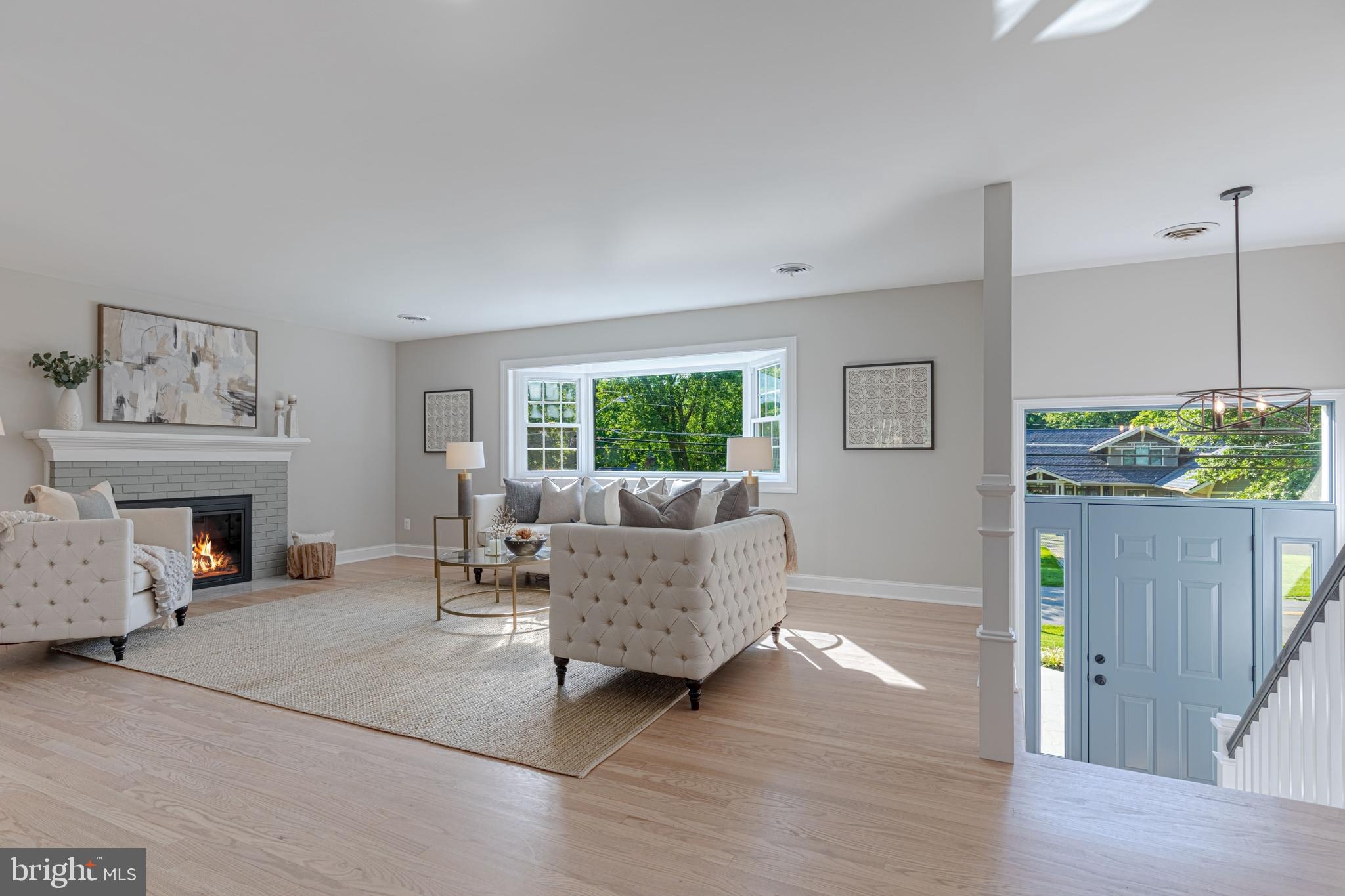 LINNCREST - Residential