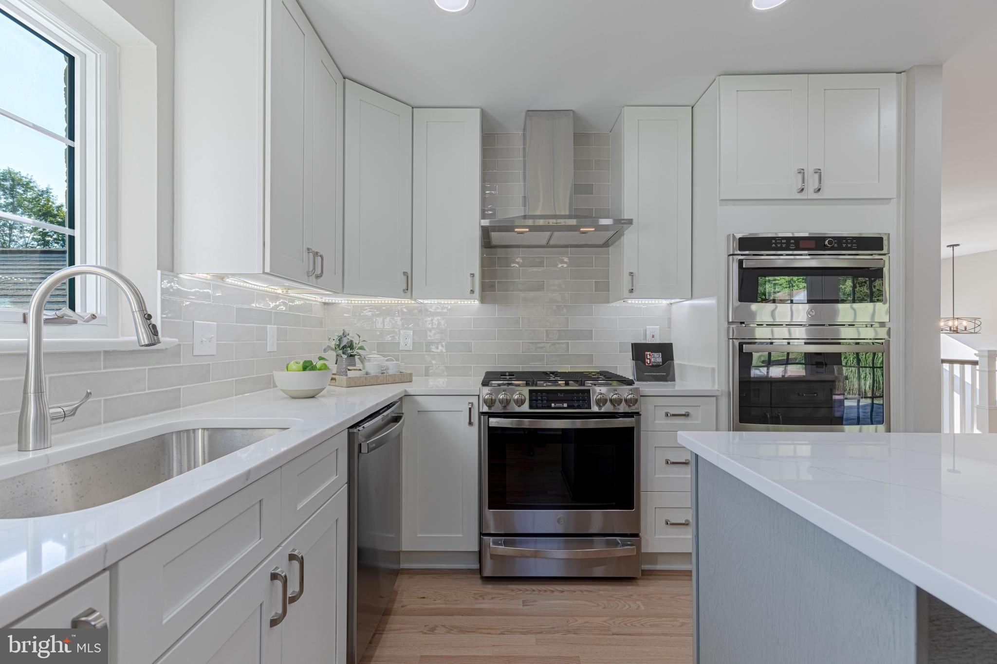 LINNCREST - Residential