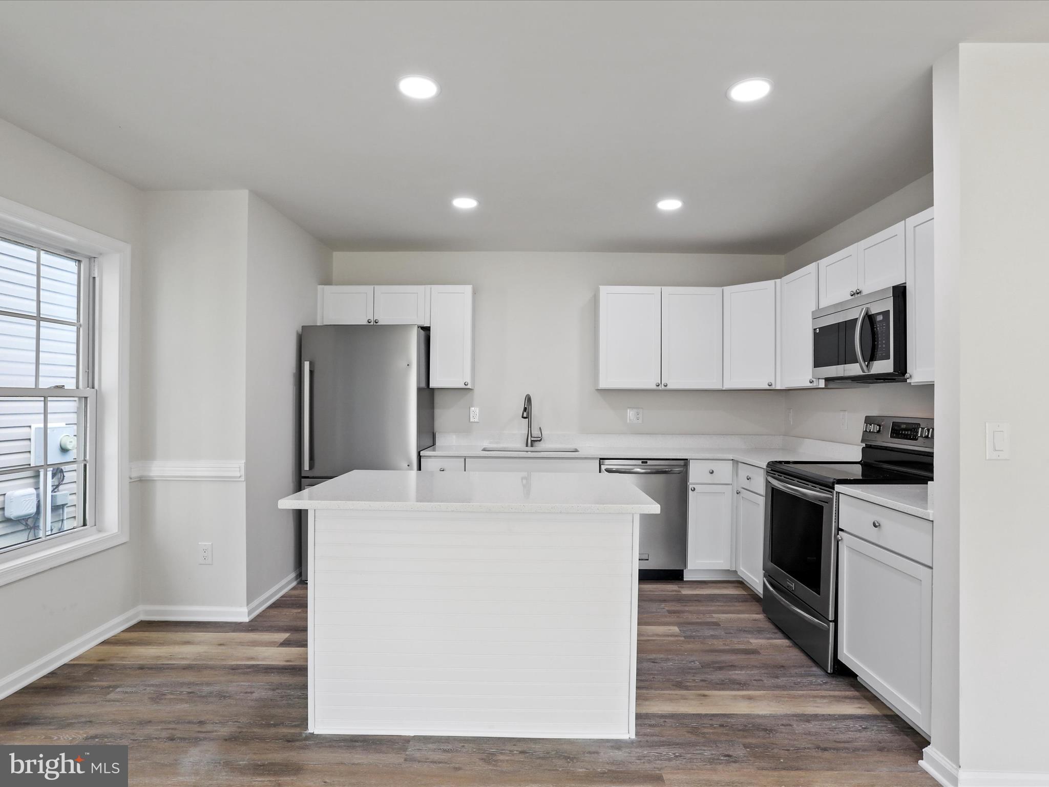 MILLARDSVILLE VILLAGE - Residential