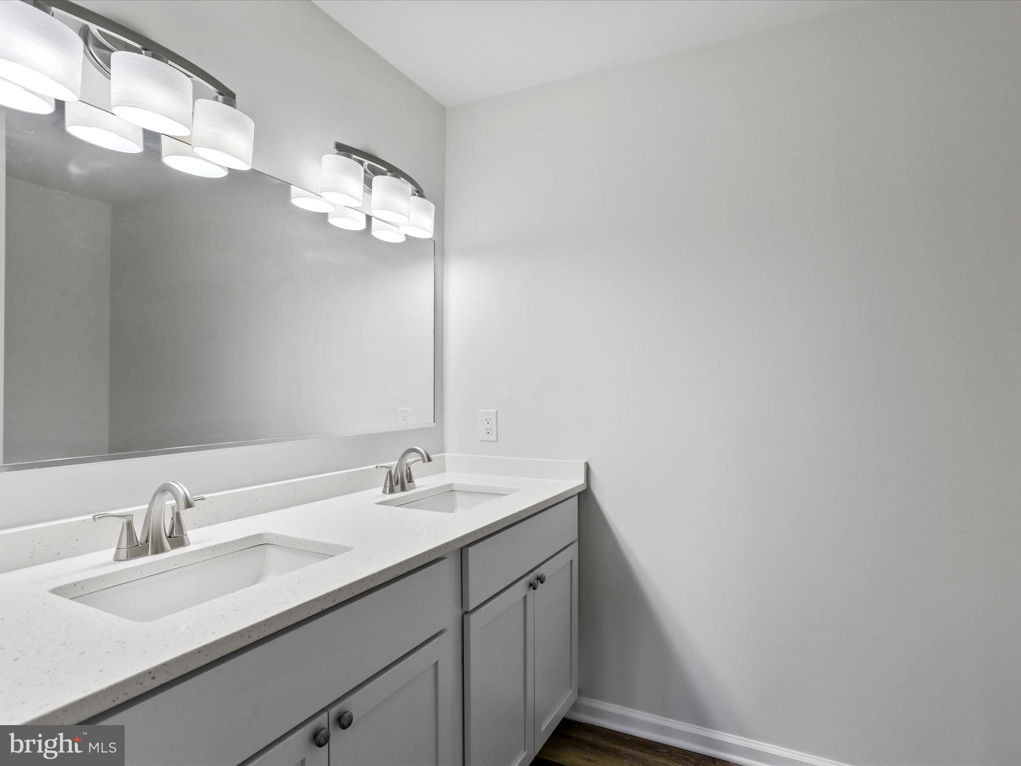 MILLARDSVILLE VILLAGE - Residential