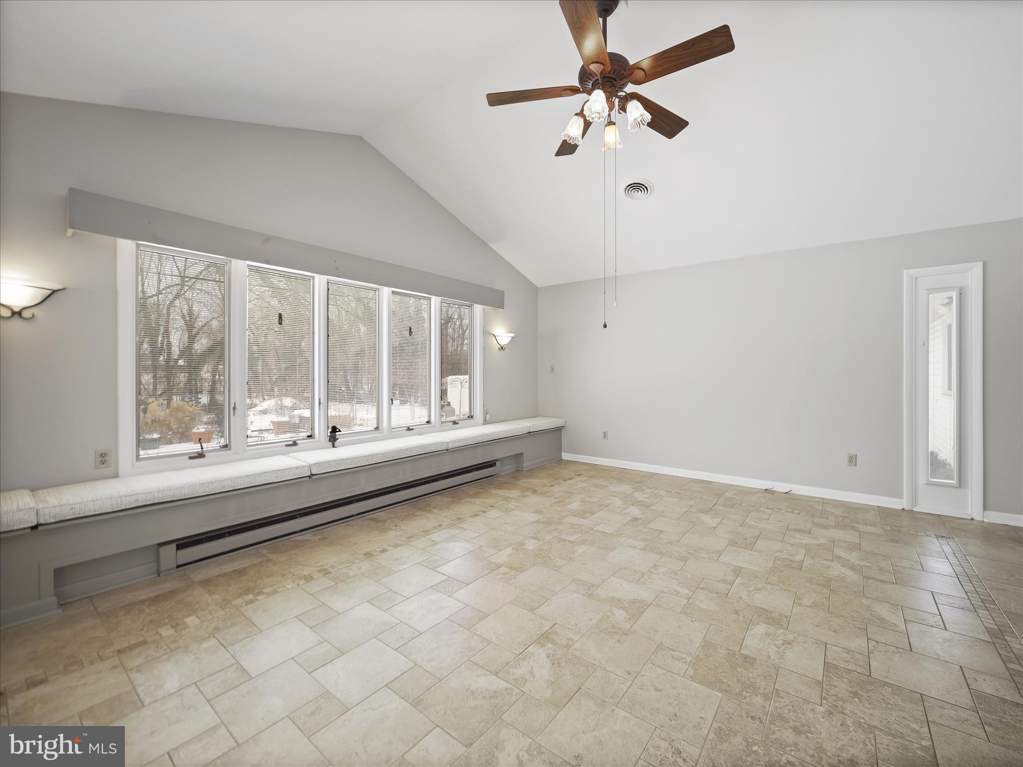 KENWOOD - Residential