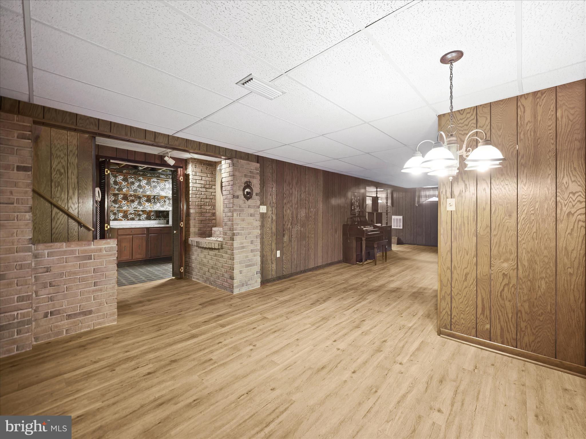 KENWOOD - Residential