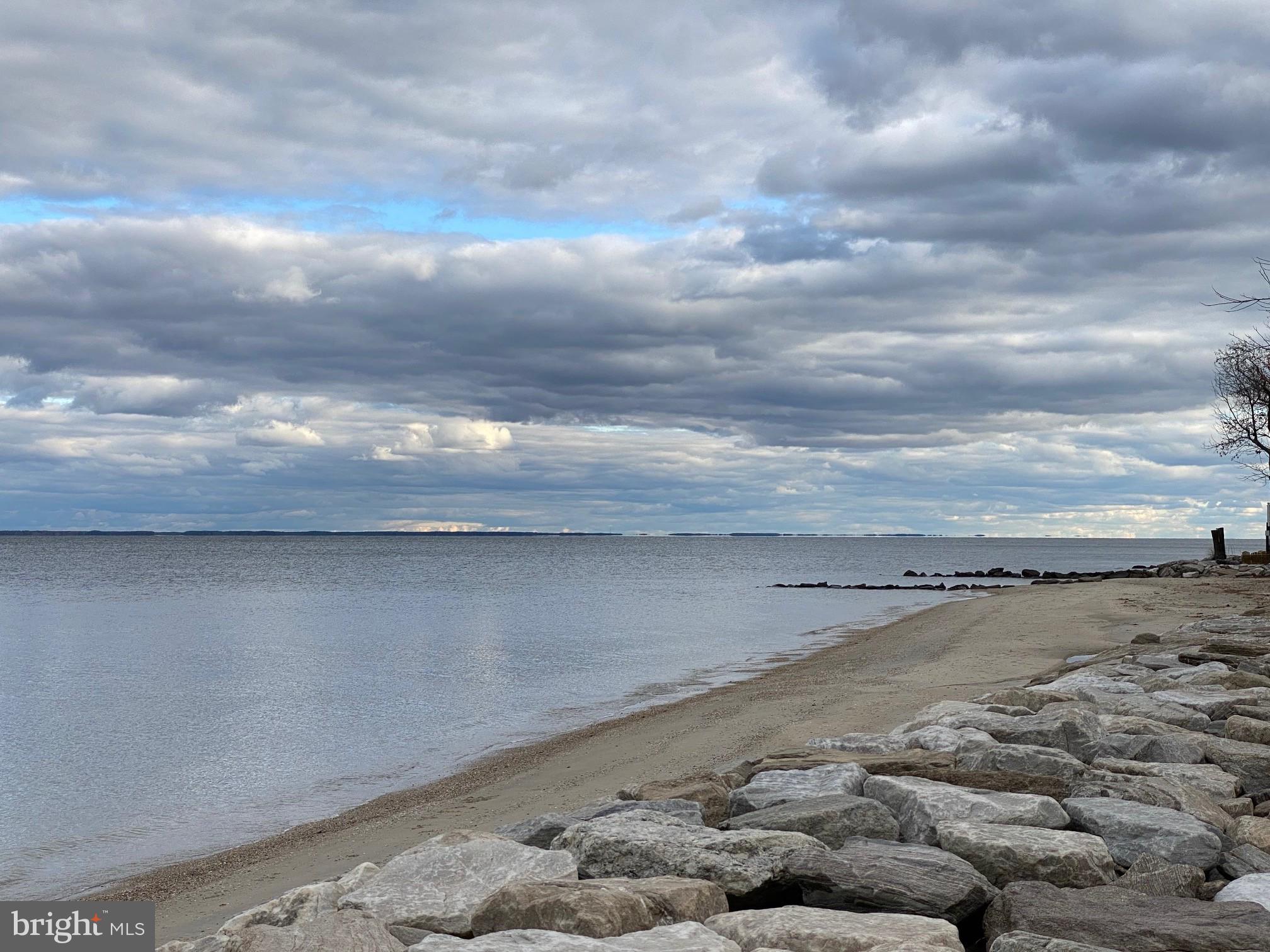 LONG BEACH - Residential