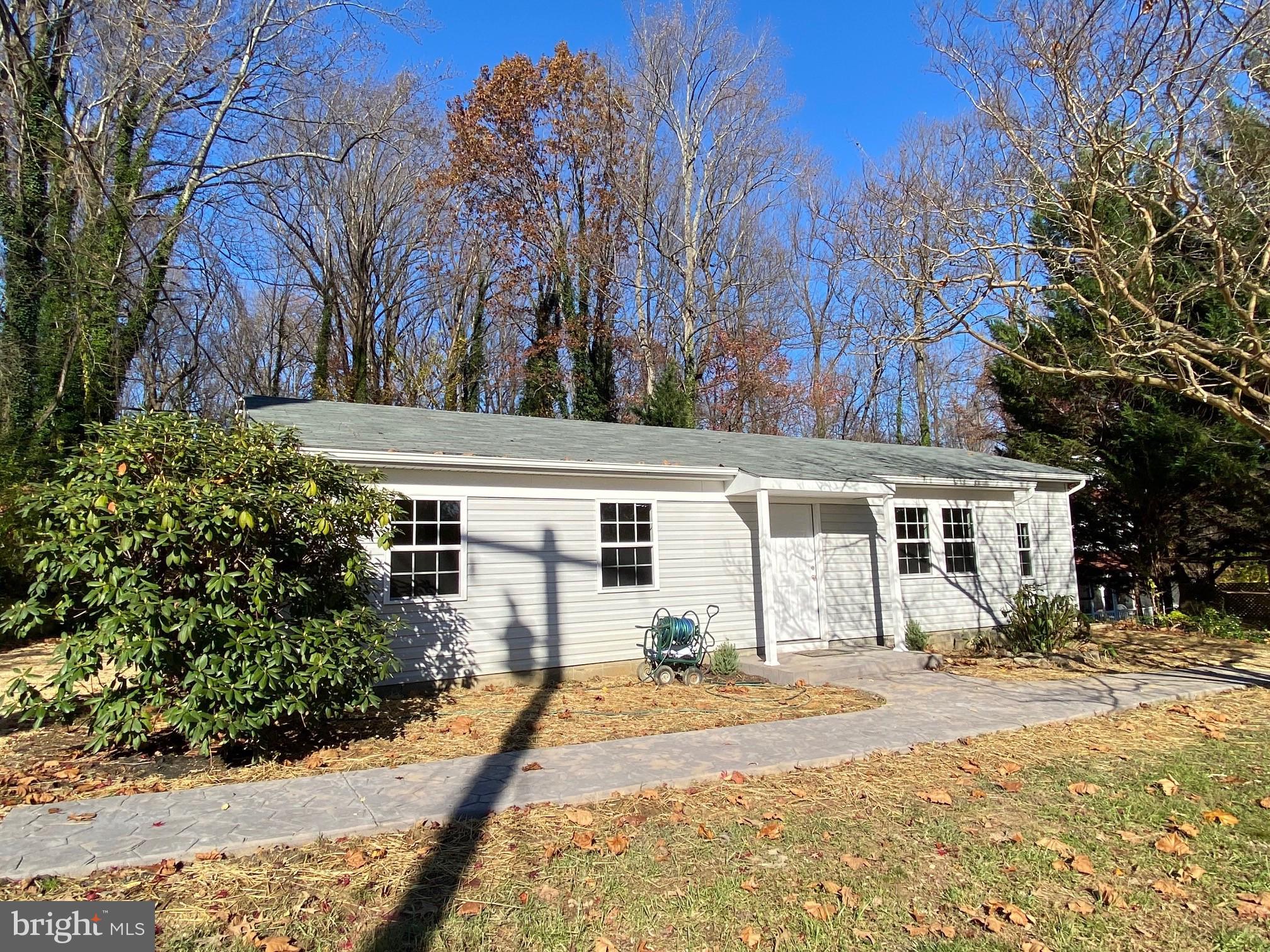 LONG BEACH - Residential