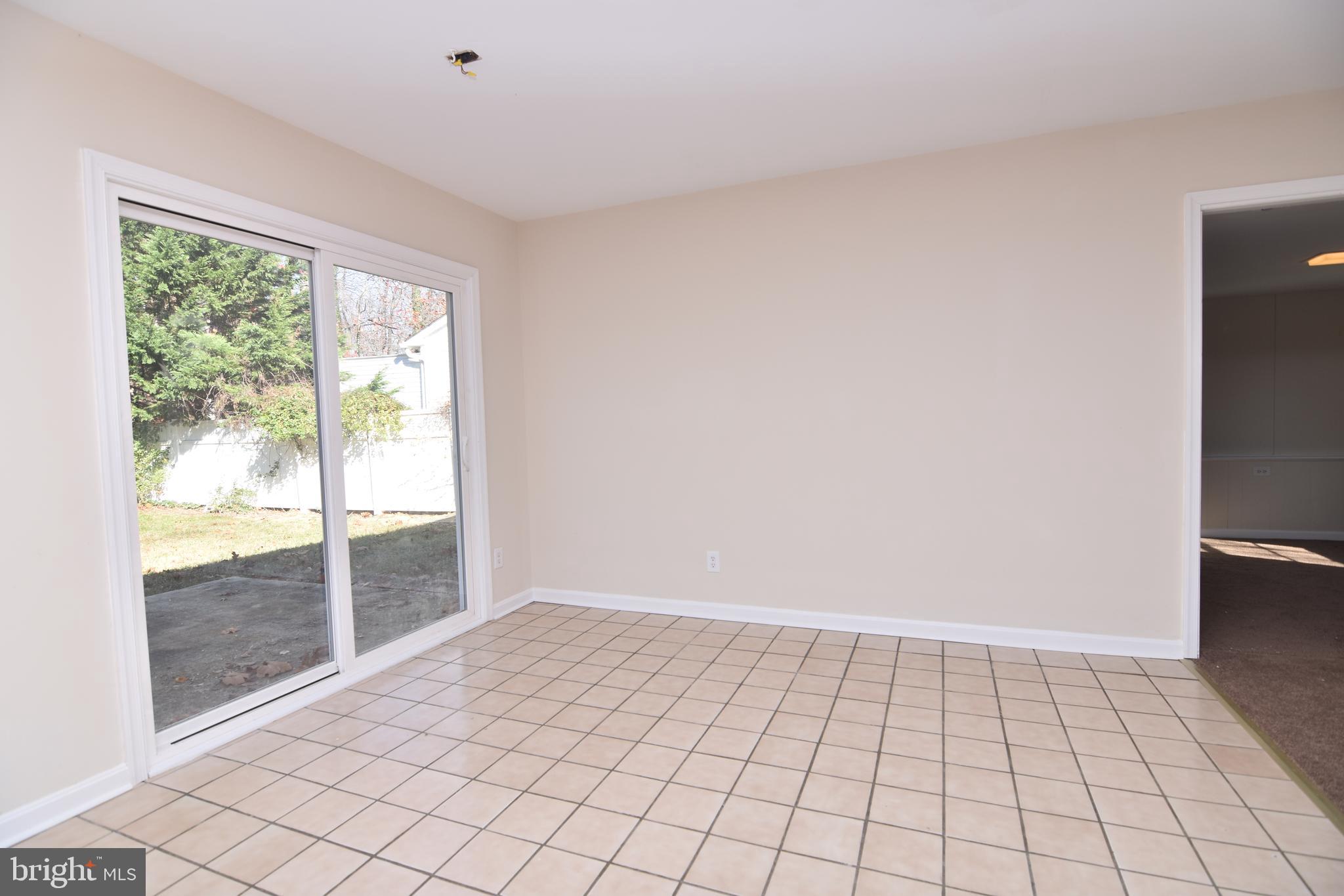 LONG BEACH - Residential