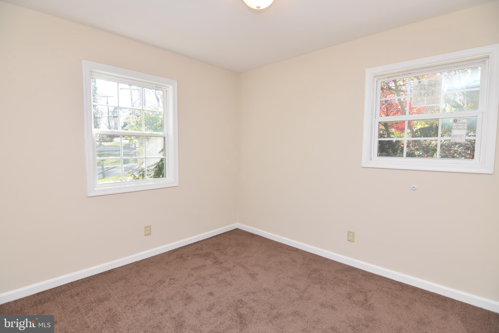 LONG BEACH - Residential