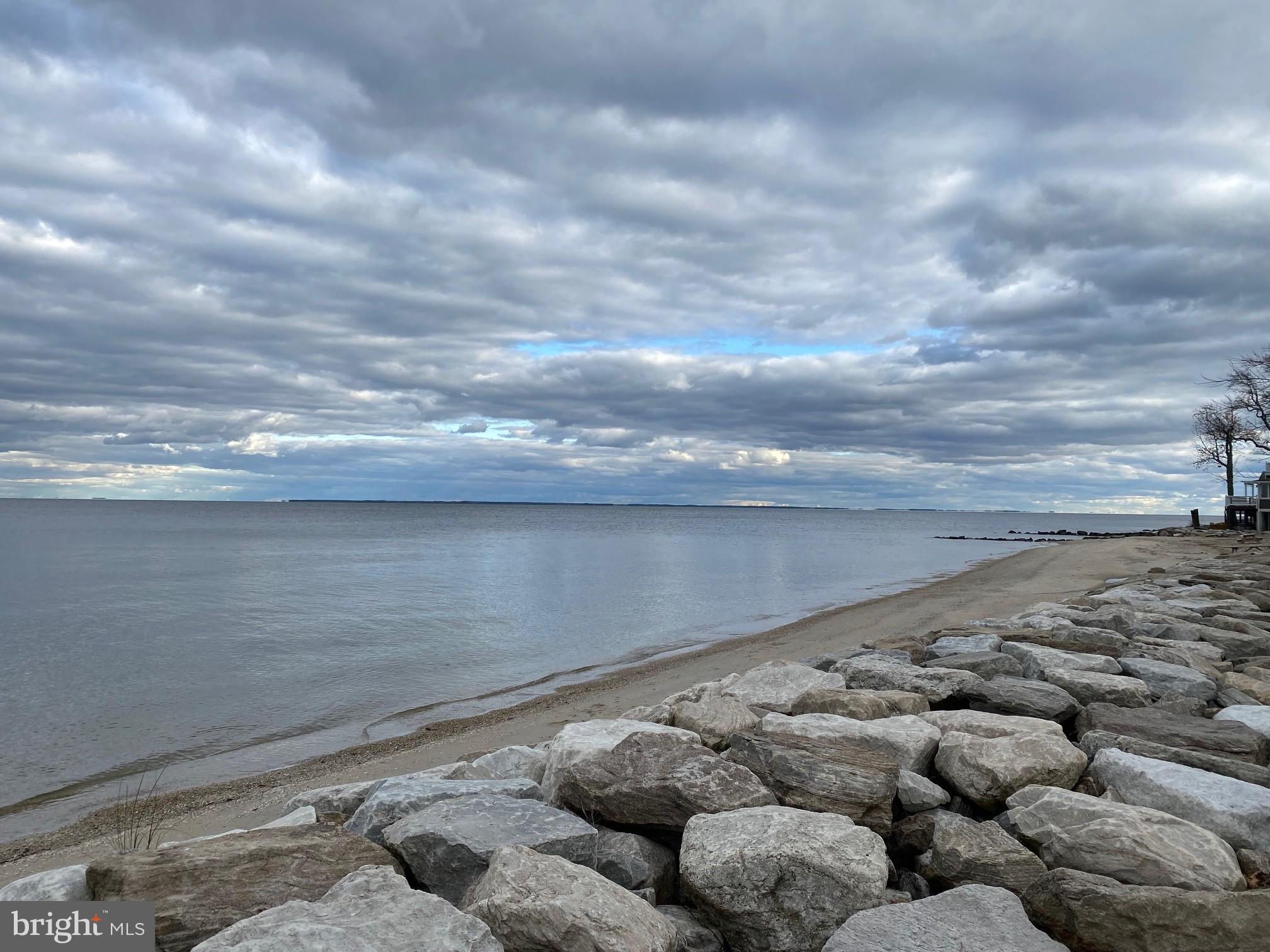 LONG BEACH - Residential