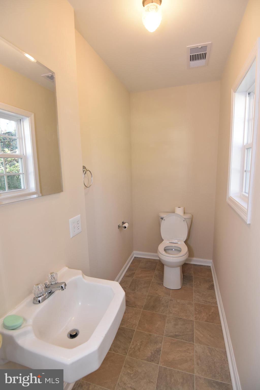 LONG BEACH - Residential