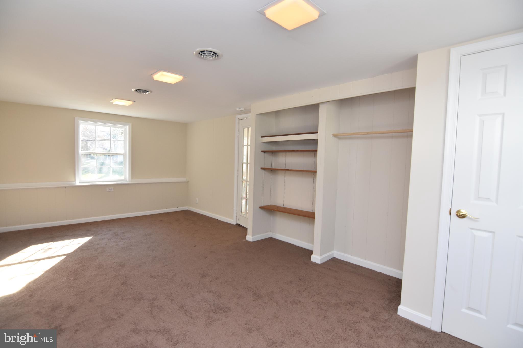 LONG BEACH - Residential