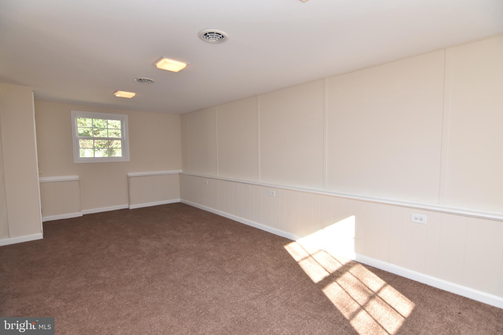 LONG BEACH - Residential